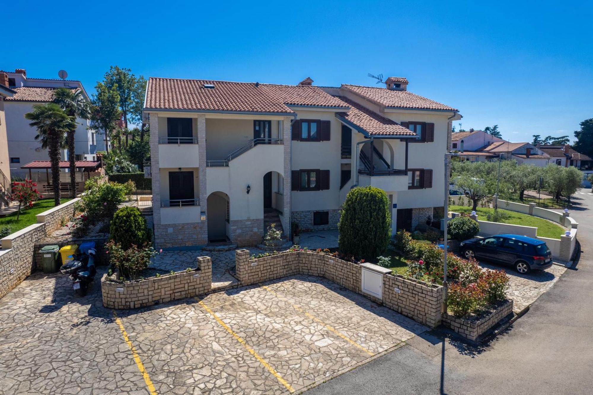 Apartments Marizela ポレッチ エクステリア 写真