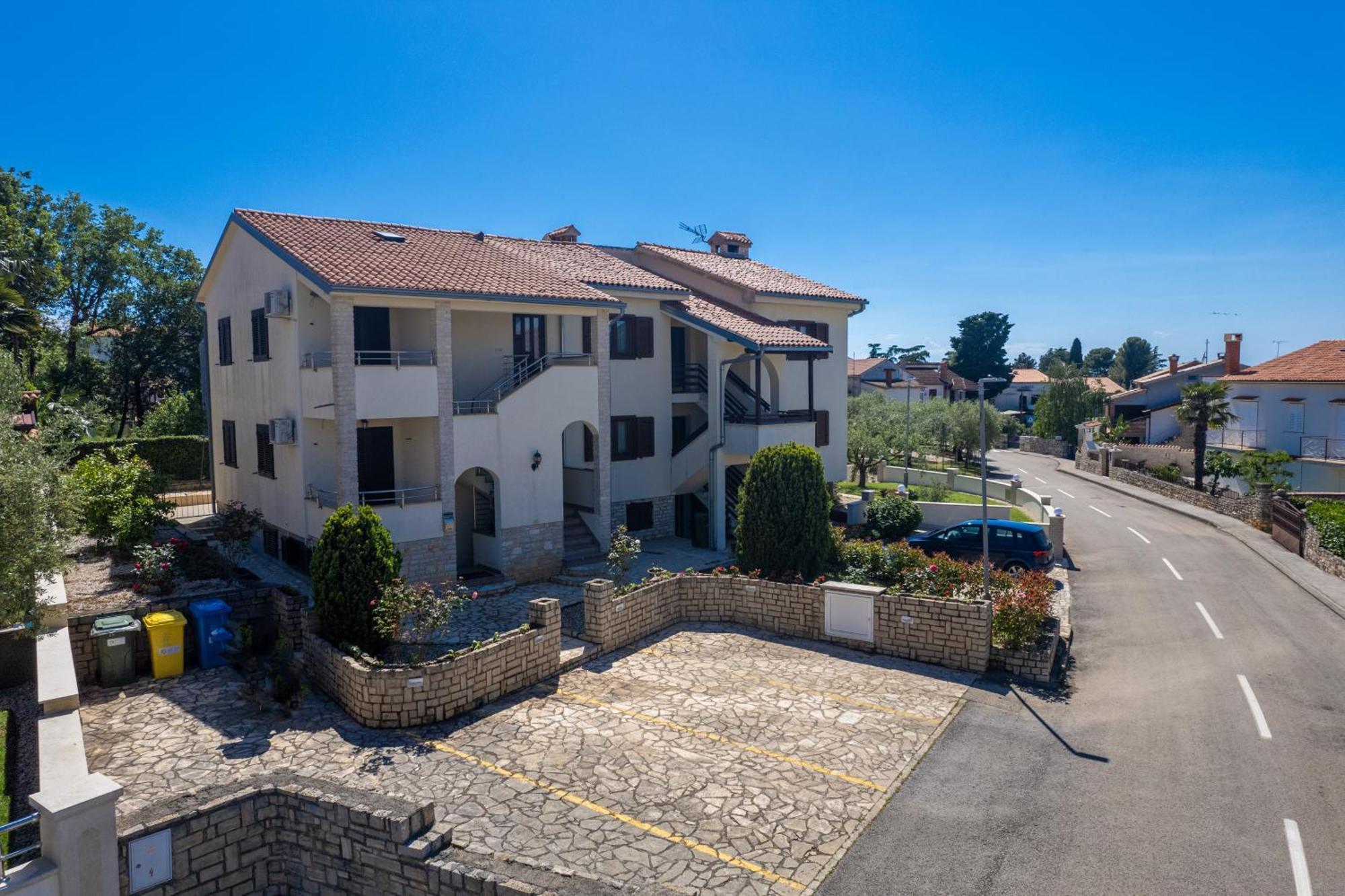 Apartments Marizela ポレッチ エクステリア 写真