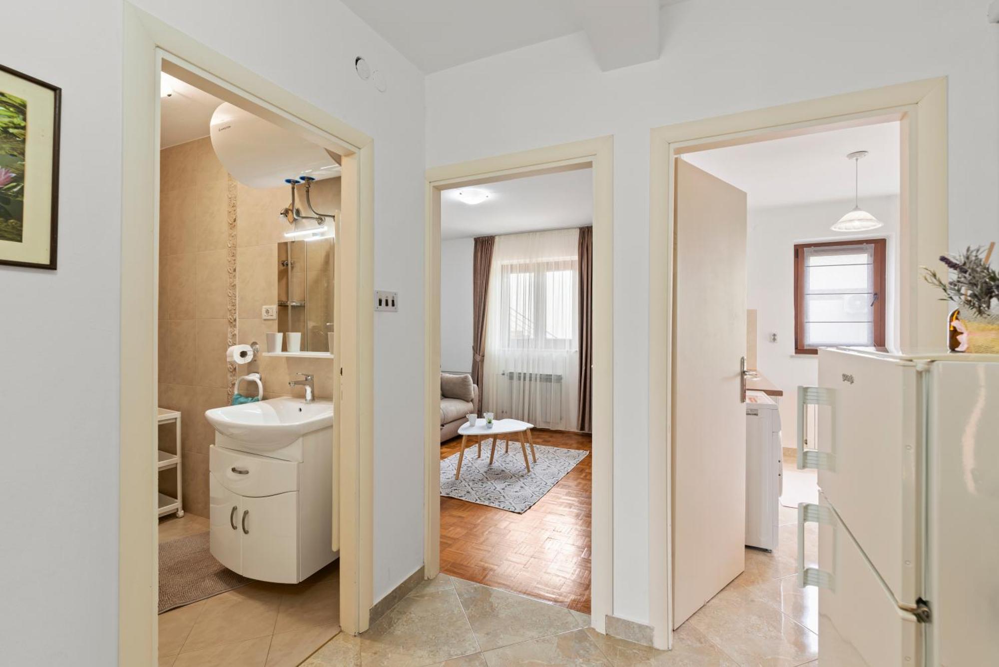 Apartments Marizela ポレッチ エクステリア 写真